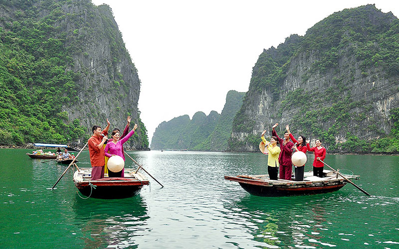Creating Special Memories: Why Halong Amanda Cruise is the Ultimate Choice for Your Voyage